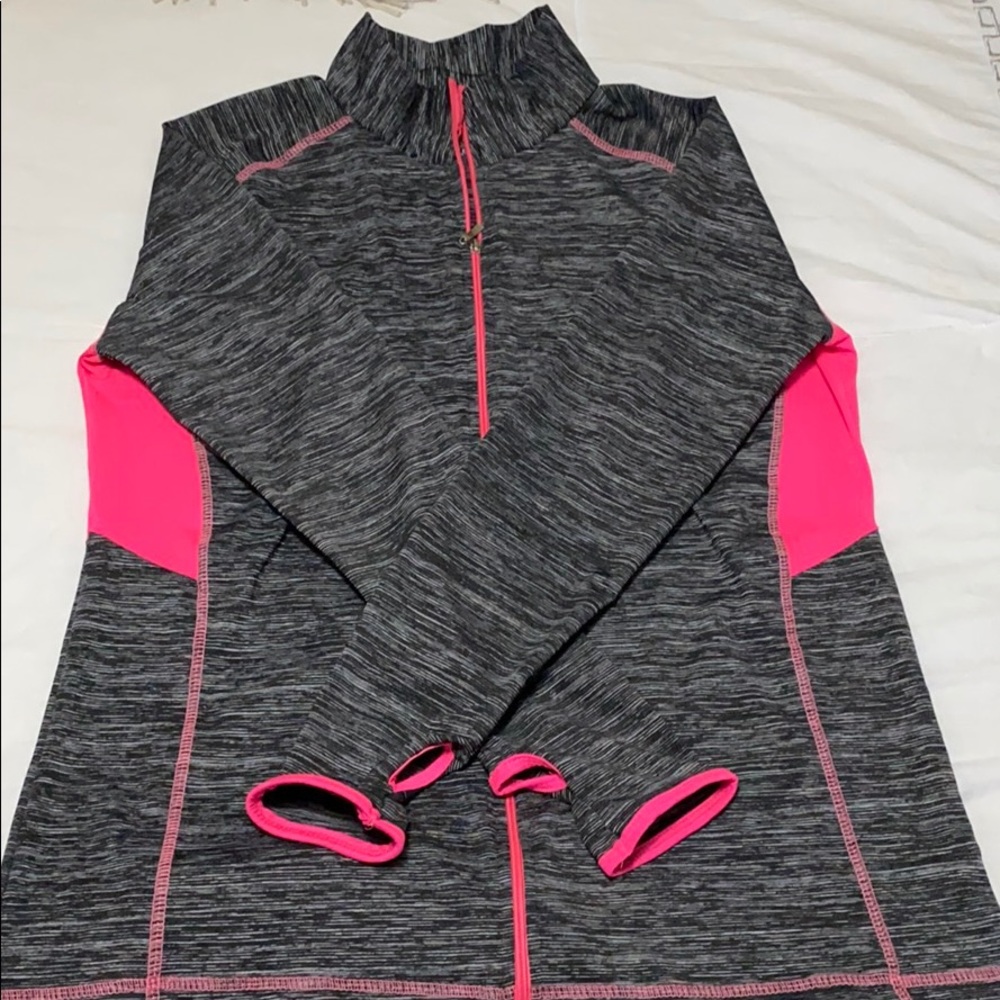 Brand New/Never Worn 2pc w/Neon Accents!!!